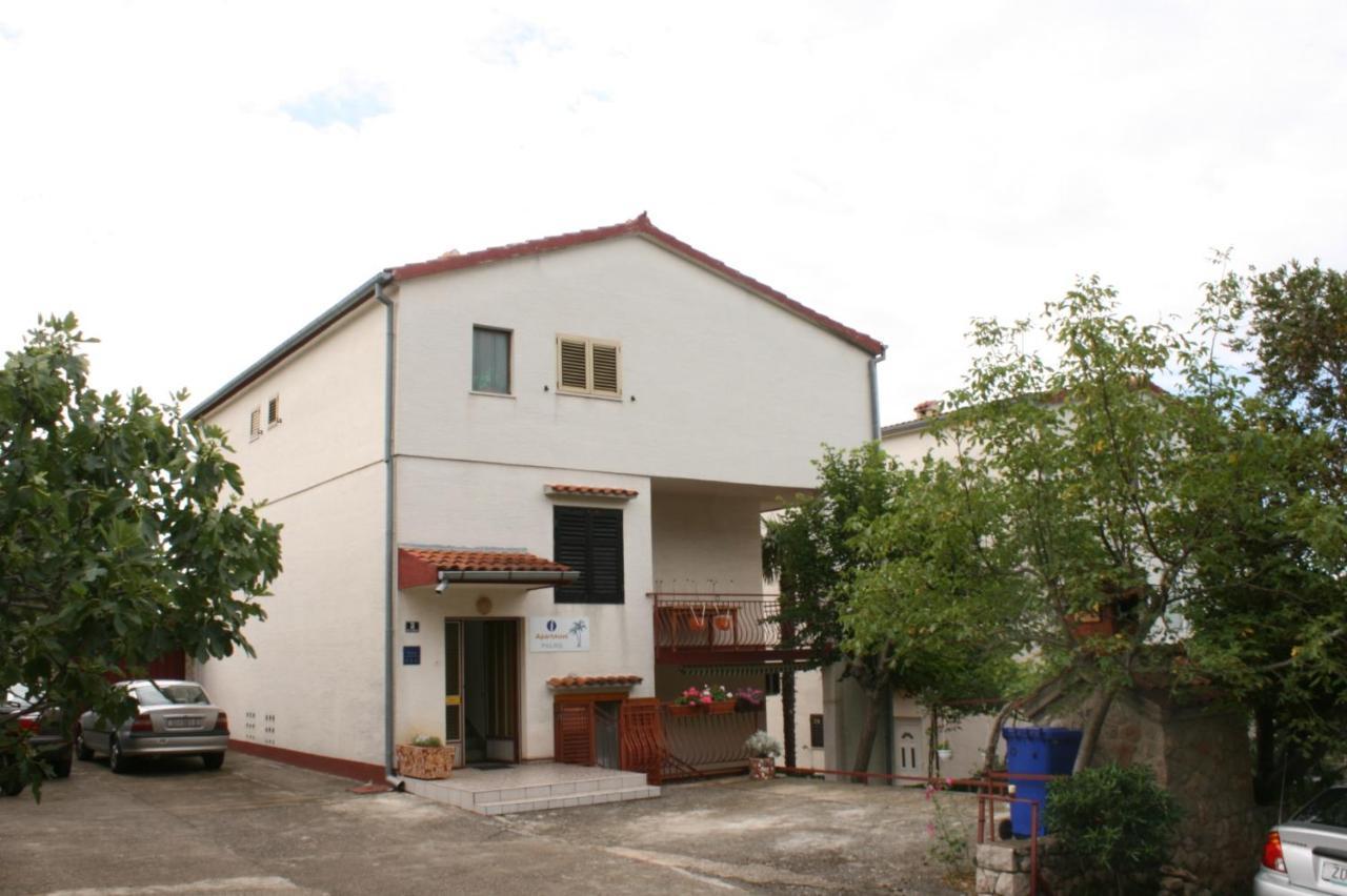 Апартаменты Apartments By The Sea Starigrad, Paklenica - 6579
